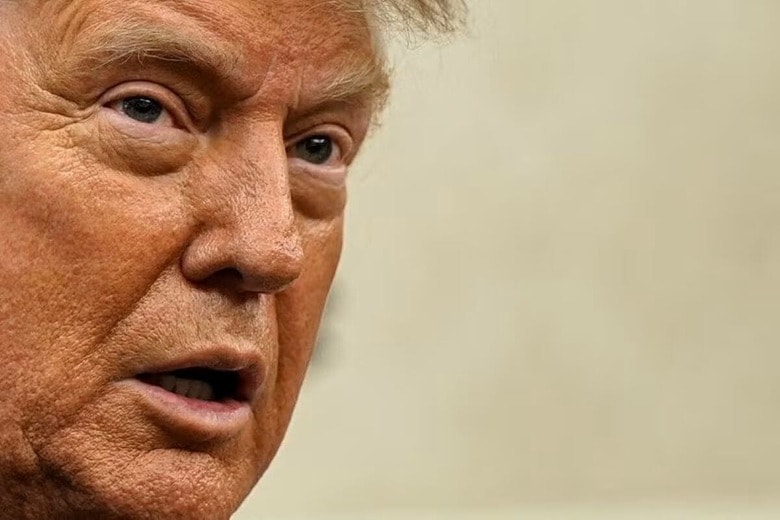 トランプ米大統領は６月２９日、日本との関税交渉に関連して、日本からの自動車輸入に比べて米国からの輸出が少ないのは「不公平だ」との認識を示した。２７日、ワシントンで撮影（２０２５年　ロイター/Ken Cedeno）