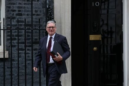 首相「回転ドア」交代でイギリスに上級国民が大量発生する理由