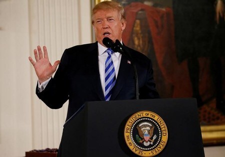 　３月１２日、トランプ米大統領（写真）は、米国が発動を決めた鉄鋼とアルミニウムに対する輸入制限を巡り、カナダのトルドー首相と電話会談した。ホワイトハウスで撮影（２０１８年　ロイター／Leah Millis）