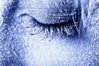 カチカチに凍った女性が奇跡的に回復した　何が起きていたのか？