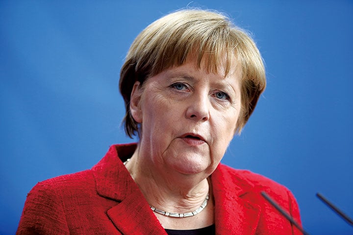 Hannibal Hanschke-REUTERS