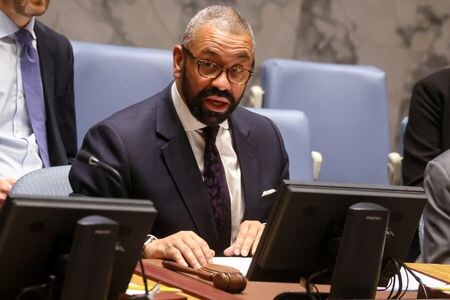英国のクレバリー外相（写真）は、今月予定していた中国訪問を延期した。７月１８日、ニューヨークの国連本部で撮影（２０２３年　ロイター/Brendan McDermid）