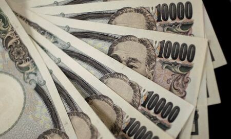 　日銀は２５日の東京株式市場で、通常のＥＴＦとＪ－ＲＥＩＴの買い入れを行わなかった。写真は２０１１年８月、都内で撮影（２０２０年　ロイター／Yuriko Nakao）