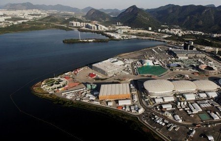 　７月２５日、リオ五輪の開幕が８月５日に迫る中、オリンピックパークの電気系統の接続工事はまだ完了していないと関係者が指摘した。写真は同オリンピックパーク。7月１６日撮影（2016年　ロイター／Ricardo Moraes）