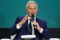 ブレア元英首相、労働党は政策に集中すべきと提言