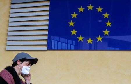 欧州連合（ＥＵ）の執行機関である欧州委員会は、域内人口の最大８０％が新型コロナウイルスに感染しているとの推定を発表した。２０２０年６月、ブリュッセルで撮影（２０２２ 年　ロイター／Yves Herman）