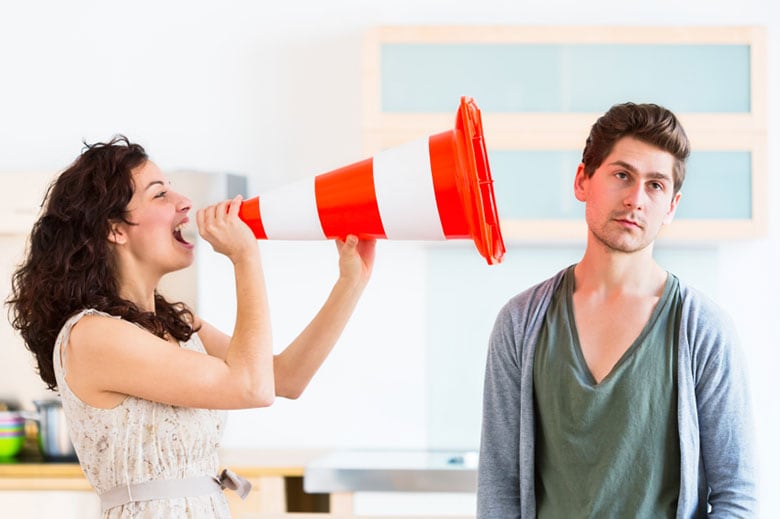 子育て世帯の国際比較で日本の男性の家事分担率は断トツで世界最下位　TommL-iStock.