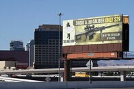 ラスベガス乱射事件、史上最悪の犠牲にも動かない銃規制議論