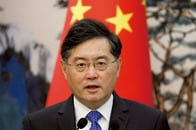 中国の秦剛外相の「雲隠れ」が示唆する不都合な真実