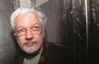 トランプがアサンジに「見返り」と引き換えに恩赦を提案か