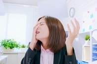 【ムカつく、落ち込む】感情に振り回されず、気楽に生きる方法...「脳と心理の仕組み」が学べる本