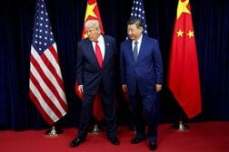 トランプ氏訪中、ＣＥＯ随行団を縮小　政権内の温度差反映＝関係筋