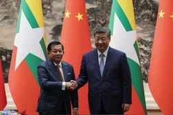 中国主席、ミャンマーと関係強化の意向　北京で首脳会談