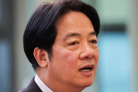 台湾の頼清徳総統（写真）は、外交関係のある太平洋島しょ国歴訪中にジョンソン米下院議長と電話会談した。事情に詳しい情報筋が１２月５日、ロイターに語った。１１月撮影（２０２４年　ロイター/Ann Wang）