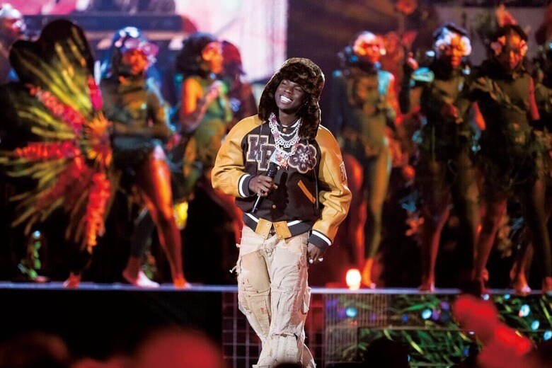 「Calm Down」で大ヒットを飛ばしたレマ　SAMIR HUSSEIN-WIREIMAGE/GETTY IMAGES