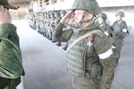 「命より忠誠」ロシア軍をむしばむ暴力の連鎖...兵士はなぜ従い続けるのか