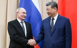「中ロ関係の基盤一段と強固」、習氏がプーチン氏に　ウクライナ問題も協議