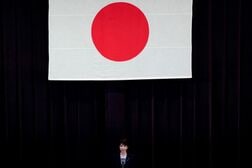 情報ＢＯＸ：第2次高市改造内閣の顔ぶれ