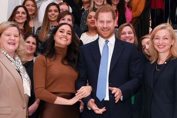 メーガン妃とヘンリー王子がロンドン市内のカナダ・ハウス訪問