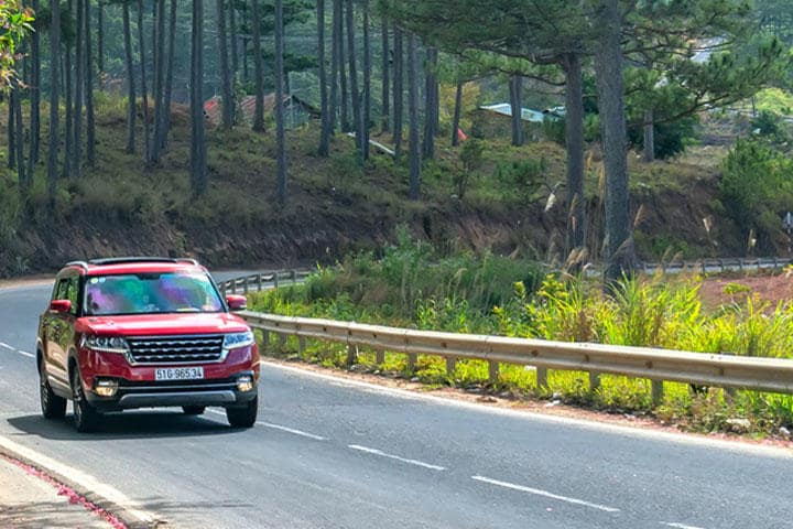 マイカーを持たない来訪者の移動手段をどう確保するかがカギ　HuyThoai-iStock