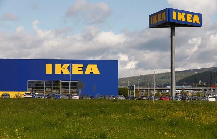 ６月８日、スウェーデンの家具小売り大手、ＩＫＥＡのペーテル・アグネフェールＣＥＯは、２０２０年売上目標の５００億ユーロの達成は可能との認識を示した。スイスのシュプライテンバッハで４月撮影（２０１６年　ロイター/ARND WIEGMANN）