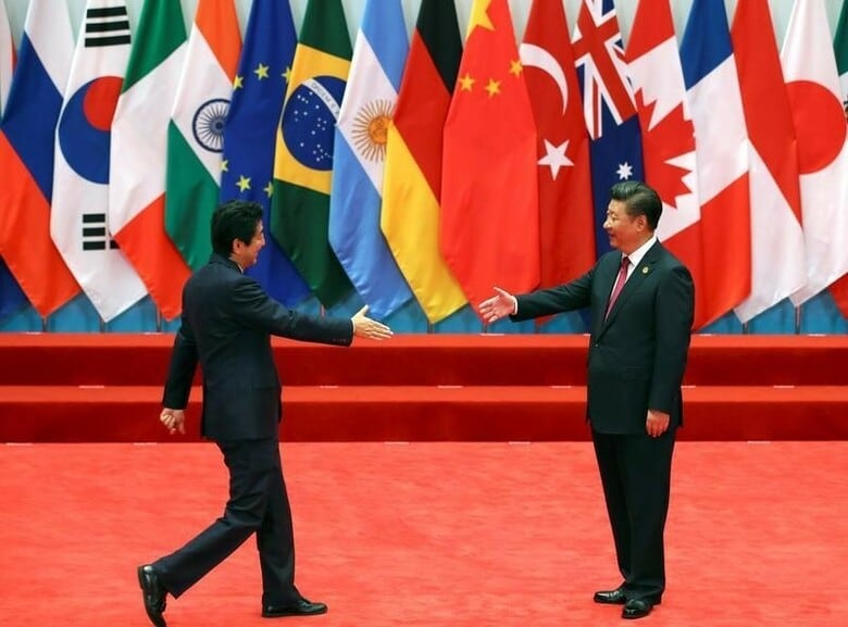 　９月５日、安倍晋三首相は中国の習近平国家主席と会談した。写真は杭州で４日撮影（２０１６年　ロイター／Damir Sagolj）
