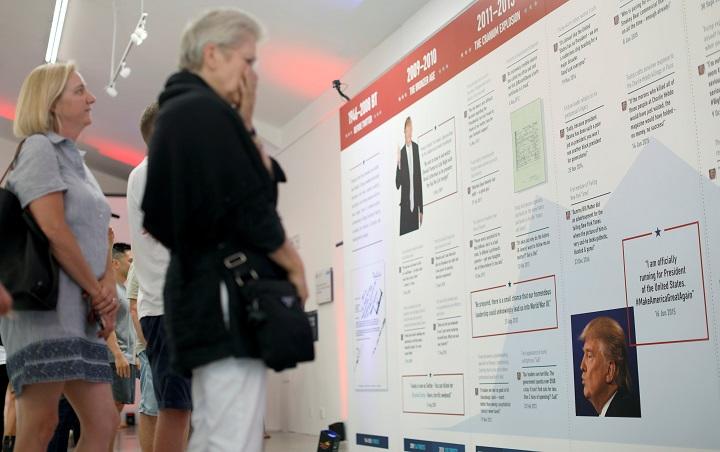 図書館ができるほどツイートができた謎も解けた？（写真は、カリフォルニア州の「トランプ大統領ツイッター図書館」）　Mario Anzuoni-REUTERS