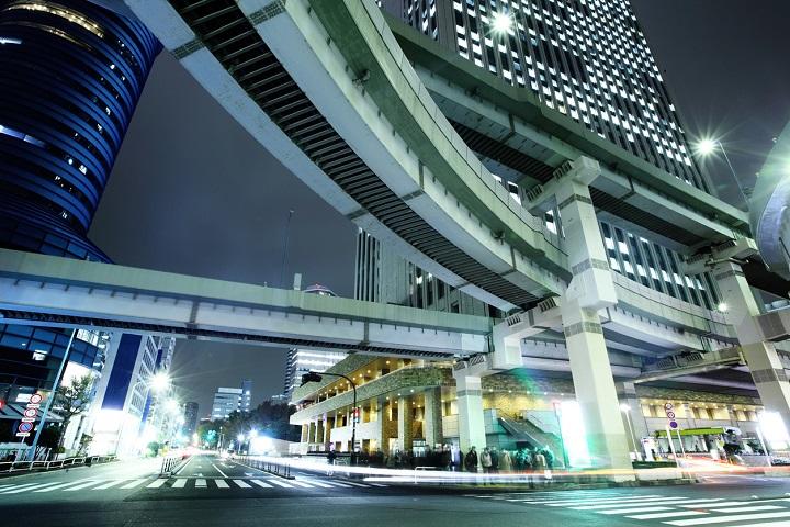 急速なインフラ整備のツケで、今や社会資本向け投資の9割が更新費用に充てられている　ngkaki-iStock.