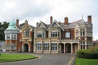 ナチス暗号解読の地に、イギリスの暗号解読者養成学校が開校