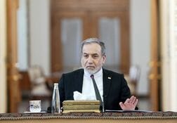 米イラン、覚書署名と同時に交渉開始　核問題含め60日間協議＝アラグチ外相
