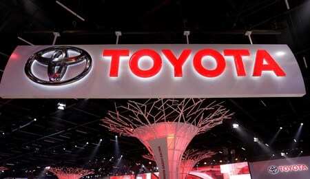 　１１月７日、世界の競合に比べ出遅れ感のあった中国市場で、トヨタ自動車が攻勢に転じている。日本を含め主要市場が停滞する中、中国ではトヨタの際立った伸びが続く。写真はサンパウロで６日撮影（２０１８年　ロイター／Paulo Whitaker）