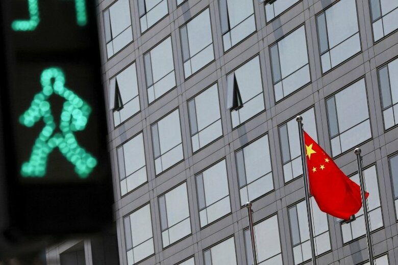 写真は２０２１年７月、北京の金融街にある中国証券監督管理委員会（ＣＳＲＣ）の建物。REUTERS/Tingshu Wang