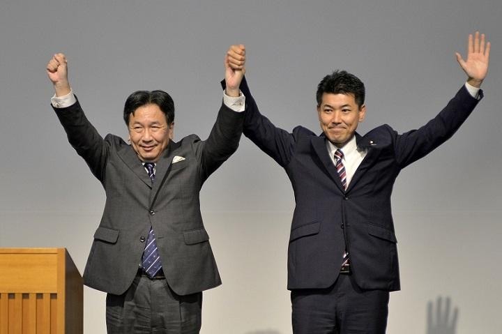 枝野前代表（左）と泉新代表（写真は2020年9月10日）　David Mareuil/Pool via REUTERS