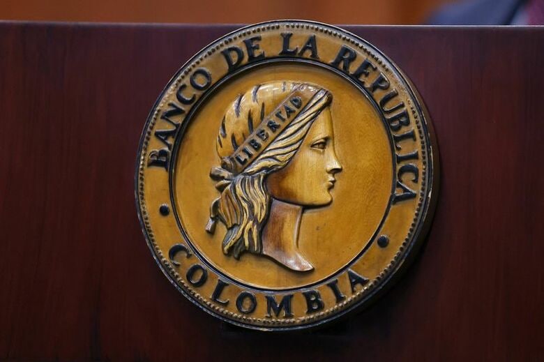 コロンビア中央銀行のロゴ。2025年1月31日、首都ボゴタで撮影。REUTERS/Luisa Gonzalez