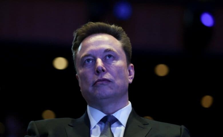 イーロン・マスク氏。ワシントンで2025年11月撮影。REUTERS/Evelyn Hockstein