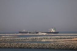 原油先物続伸、ブレント3％超高　中東紛争緊迫で約6週間ぶり高値