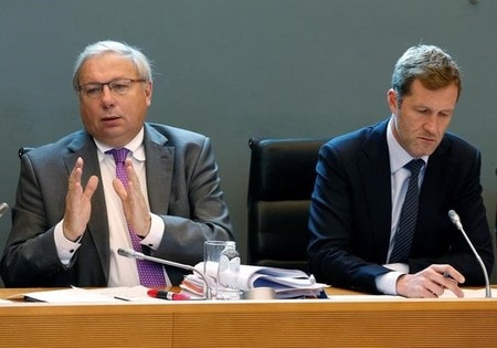 　１０月２４日、欧州連合（ＥＵ）とカナダの包括的経済貿易協定（ＣＥＴＡ）締結に反対しているベルギー南部ワロン地域議会のアンドレ・アントワーヌ議長（左）は、同日中に承認するよう求めるＥＵの圧力には屈しないと述べた。写真は２１日撮影（２０１６年　ロイター/Francois Lenoir）