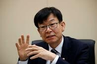 文在寅、大統領府政策室長を更迭　住宅価格規制2日前に所有マンションの家賃上げ