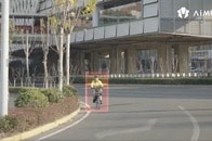 【動画】中国の各都市に現れた「ロボコップ」たち...AI搭載の「ロボット警察」運用開始、任務に就くその姿