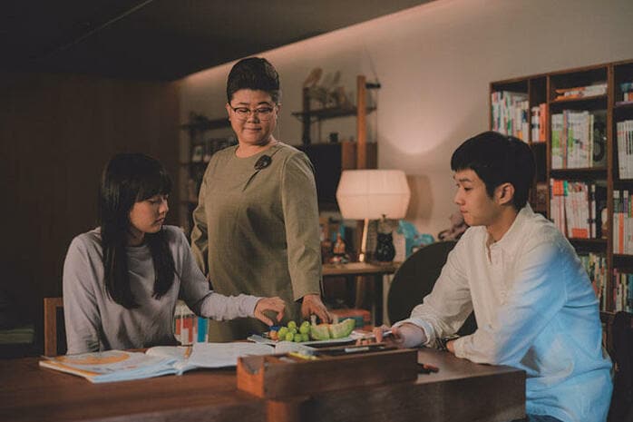 寄生する家族と寄生される家族の物語 韓国映画『パラサイト 半地下の