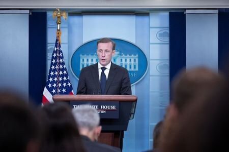 　サリバン米大統領補佐官（国家安全保障担当、写真）は１日、米政府が北朝鮮に対し追加制裁を検討していると明らかにした。写真は１１月にワシントンＤＣで撮影（２０２２年　ロイター/Tom Brenner）