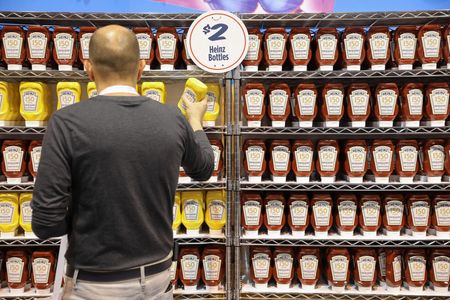 米食品大手クラフト・ハインツは、会社分割の準備を進めているもよう。写真はネブラスカ州オマハのスーパーで２０１９年５月撮影（２０２５年　ロイター/Scott Morgan）