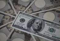 ドル上昇、強い小売統計で米利上げ継続との観測再燃