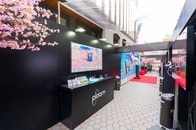 艶やかな桜並木で賑わう「浅草六区」のPloom LOUNGEで、上品な「サクラ」のフレーバーを愉しむ