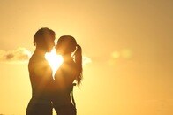 「人間の性フェロモン」候補2物質、効果がないことが明らかに：豪研究