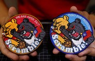 台湾で「くまのシーさん」ワッペンが大ヒット、きっかけは軍の戦闘機乗り