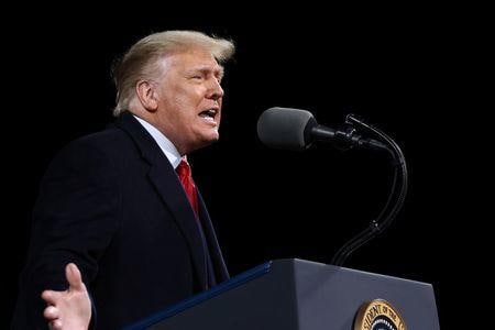 　１２月５日、トランプ米大統領は南部ジョージア州で大統領選後初めての支持者集会を開いた（２０２０年　ロイター／Jonathan Ernst）