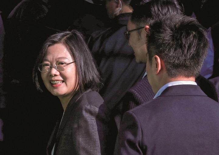 ライバルに大差を付けて再選を果たした蔡英文だが TYRONE SIUーREUTERS