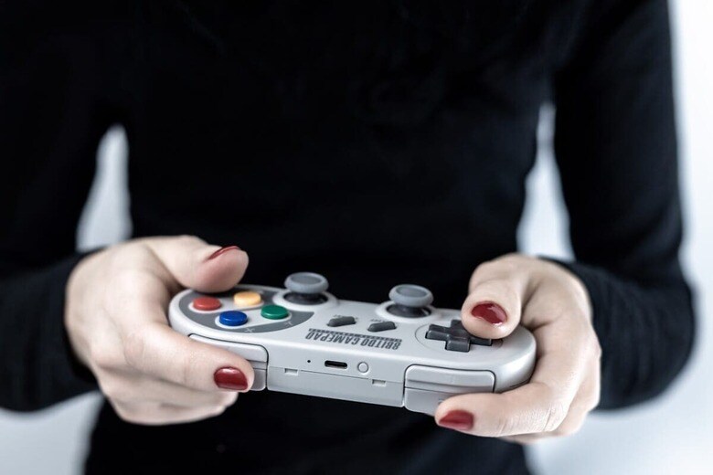 レトロゲームが現代人にとっての救世主となるかも？　Angelica Corneliussen-shutterstock