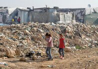 難民に苦痛を強いるレバノンの本音